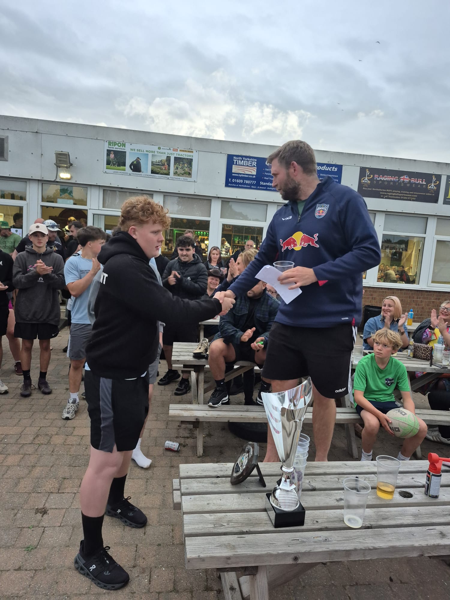 Tagasaurus prizegiving photo